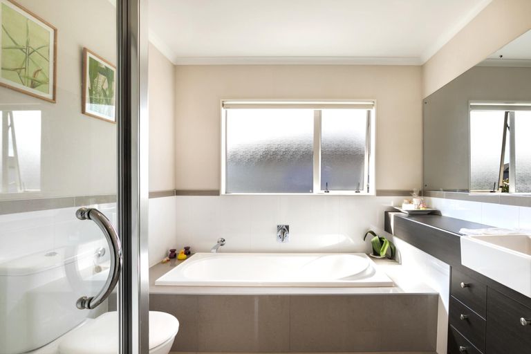 Photo of property in 19 Wawatai Drive, Karaka, Papakura, 2113