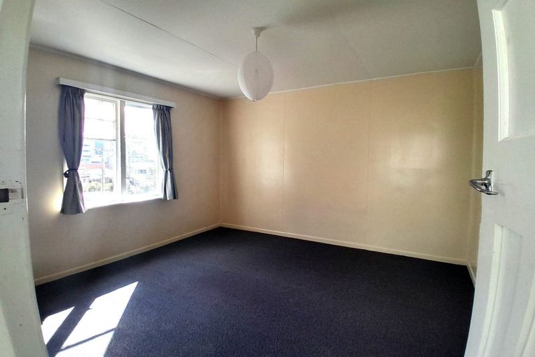 Photo of property in 13 Hall Street, Newtown, Wellington, 6021