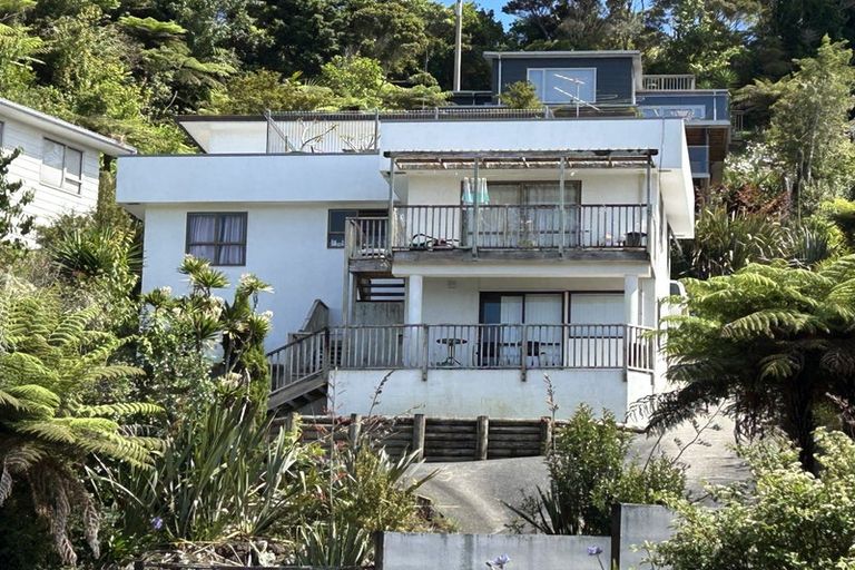 Photo of property in 4 Coutts Avenue, Paihia, 0200