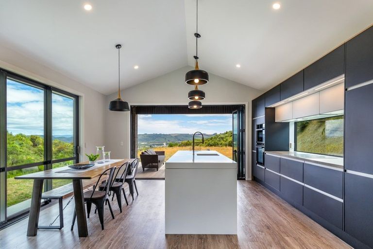 Photo of property in 13 Sparrowhawk Way, Kinloch, Taupo, 3377