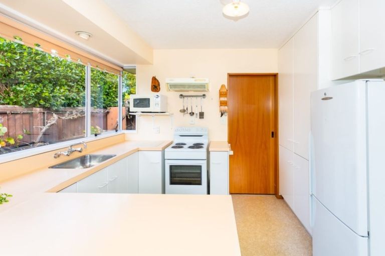 Photo of property in 2/18 Lincoln Road, Hillmorton, Christchurch, 8024