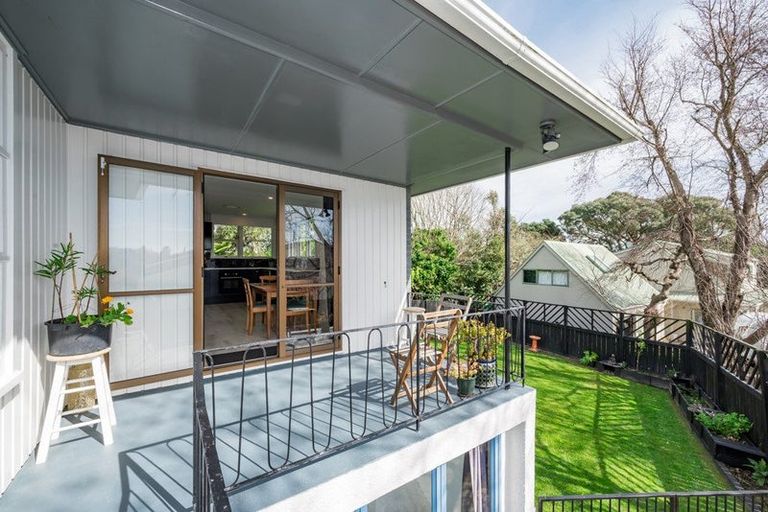 Photo of property in 86a Winara Avenue, Waikanae, 5036