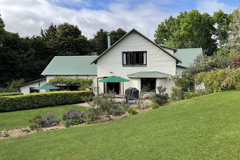 Photo of property in 196 Tomarata Valley Road, Wellsford, 0974