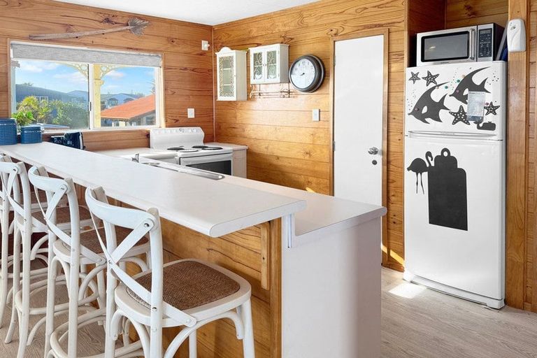 Photo of property in 114 Ocean Road, Ohope, 3121