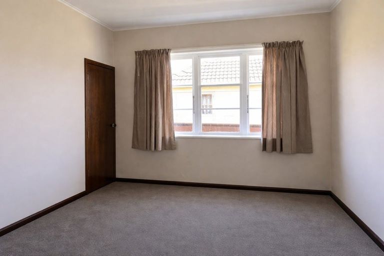 Photo of property in 9 Bould Street, Johnsonville, Wellington, 6037