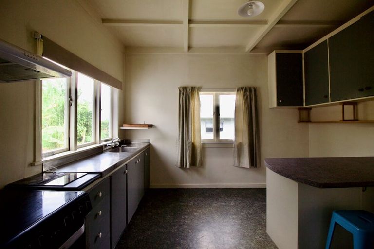 Photo of property in 1/30 Gordon Avenue, Milford, Auckland, 0620