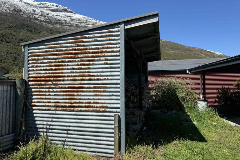 Photo of property in 5086 Makarora-lake Hawea Road, Makarora, Wanaka, 9382