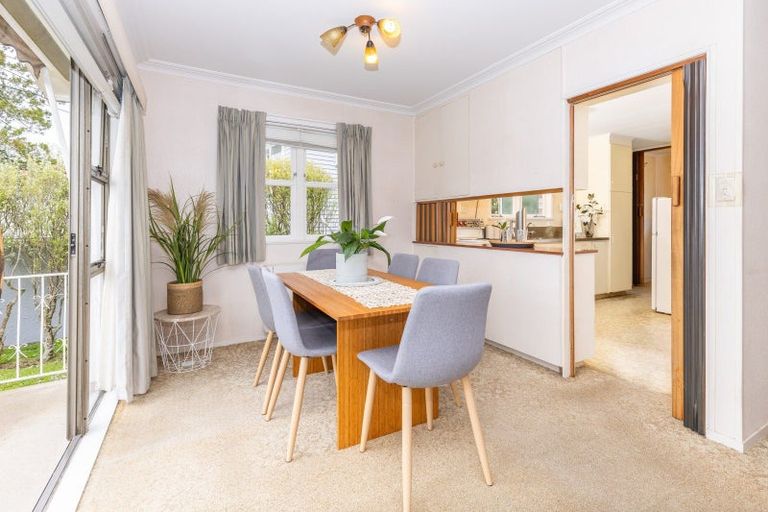 Photo of property in 24 Beverley Crescent, Hillcrest, Hamilton, 3216