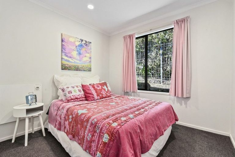 Photo of property in 109 Charles Prevost Drive, The Gardens, Auckland, 2105