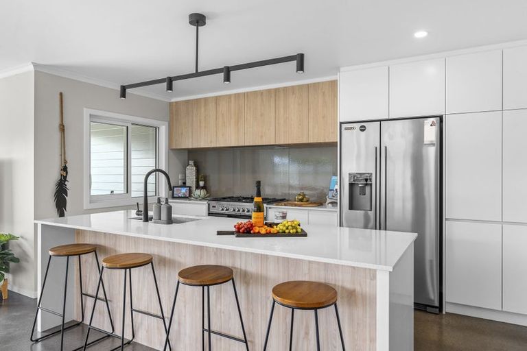 Photo of property in 31 Aratapu Street, Waitara, 4320