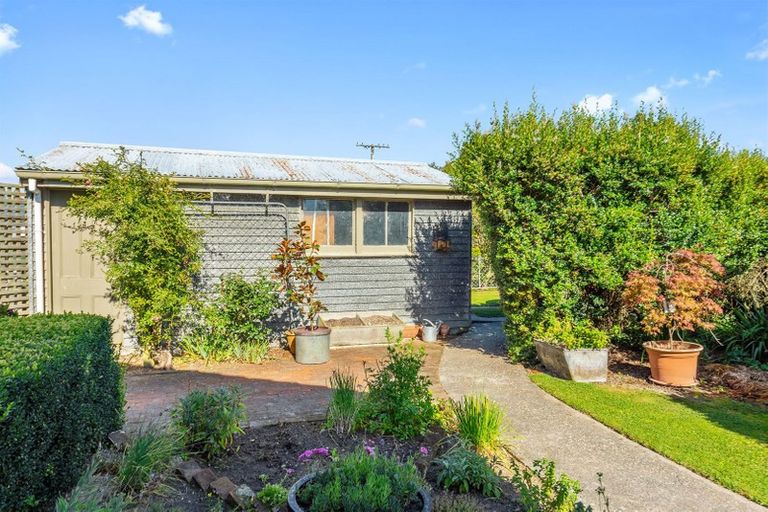 Photo of property in 18 Devon Street, Riversdale, 9776