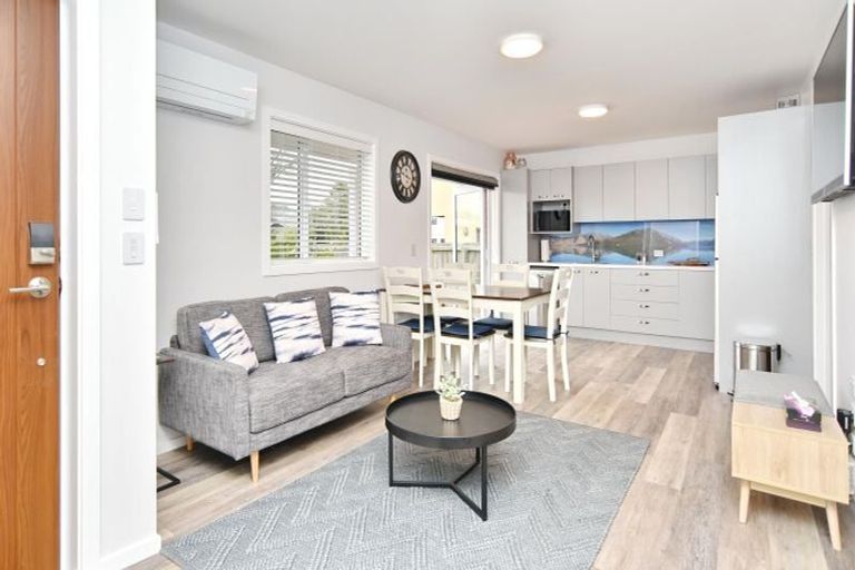 Photo of property in 1/69 Brockworth Place, Riccarton, Christchurch, 8011