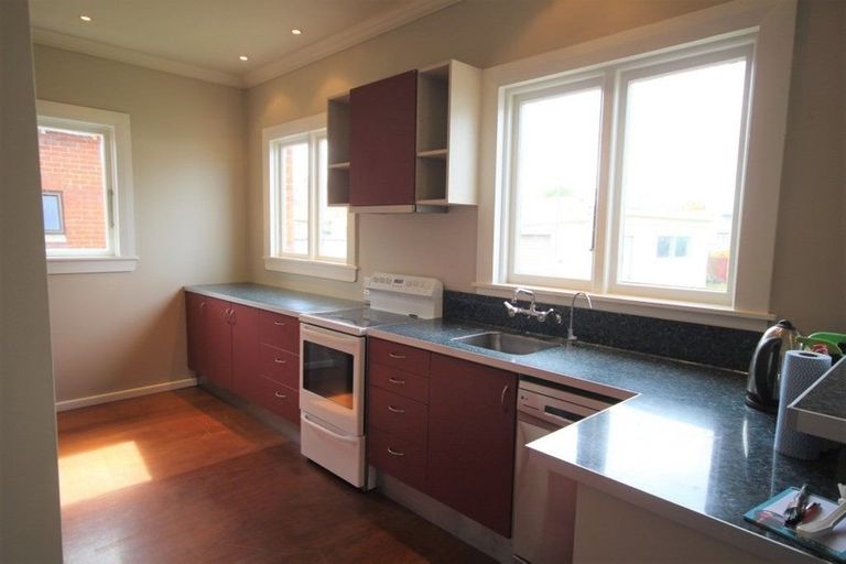 Photo of property in 77 Prince Albert Road, Saint Kilda, Dunedin, 9012