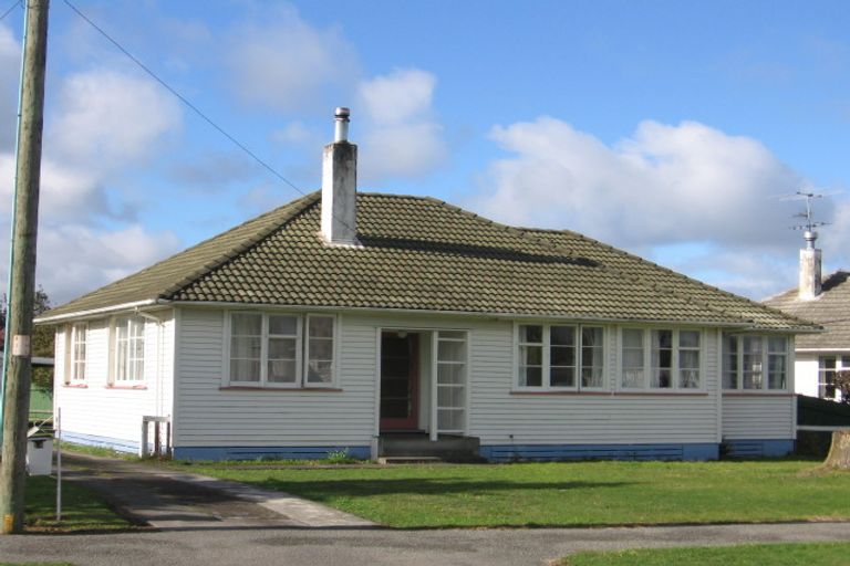 Photo of property in 16 Churchill Avenue, Lansdowne, Masterton, 5810