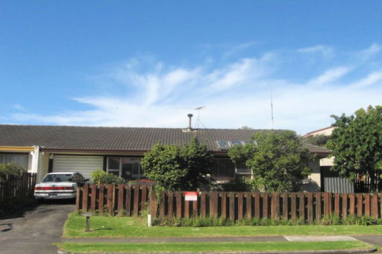 Photo of property in 12 Aberfeldy Avenue, Highland Park, Auckland, 2010