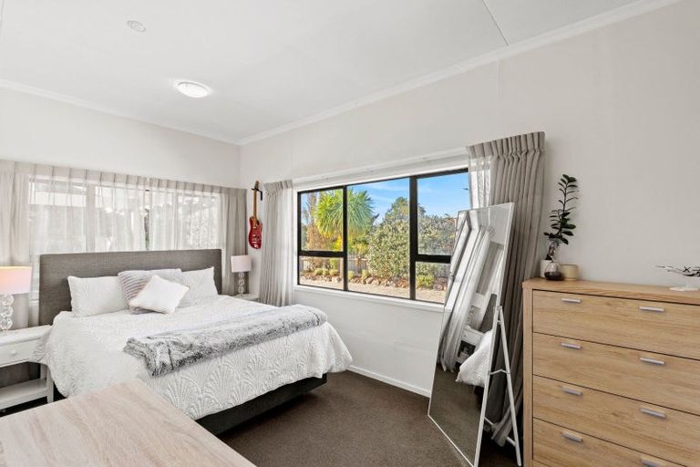 Photo of property in 102 Lord Rutherford Road South, Brightwater, 7022