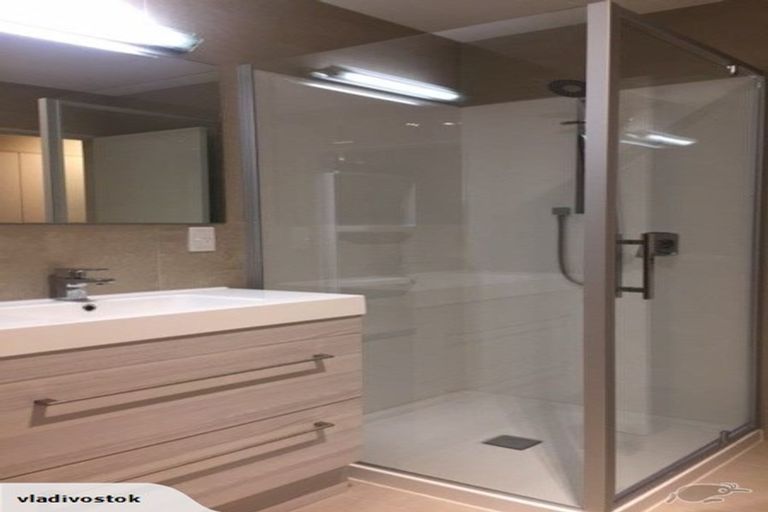 Photo of property in 32 Hastings Place, Hamilton Lake, Hamilton, 3204