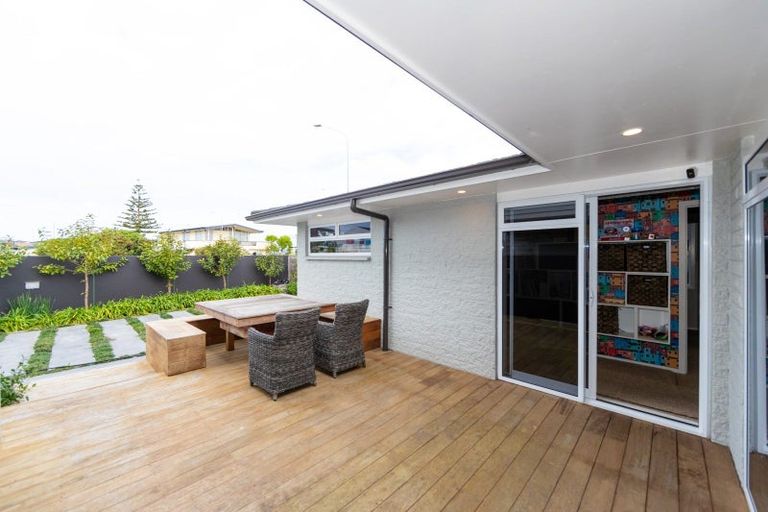 Photo of property in 1 Alfred Street, Westshore, Napier, 4110