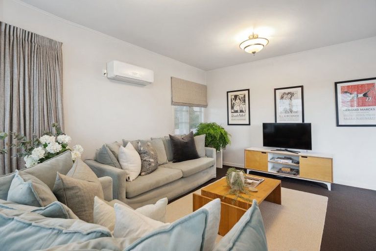 Photo of property in 11 Awatere Avenue, Beerescourt, Hamilton, 3200