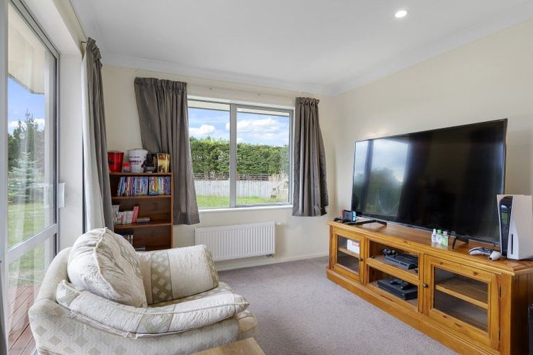 Photo of property in 2 Mchugh Crescent, Darfield, 7510