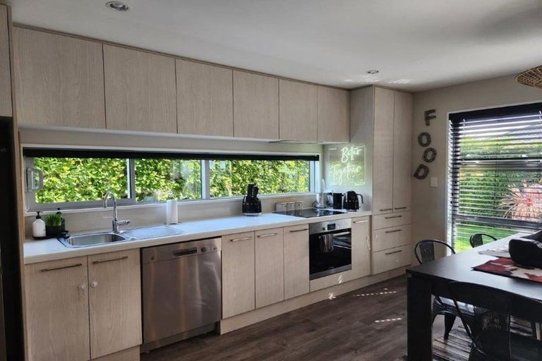 Photo of property in 19 Farnborough Way, Rolleston, 7615