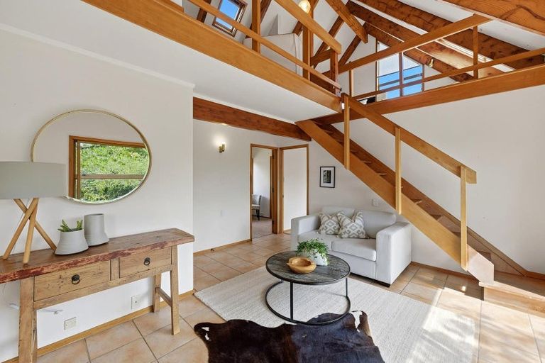 Photo of property in 39 Robinson Road, Whitianga, 3510