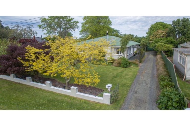 Photo of property in 26 Sarsfield Street, Southbridge, 7602