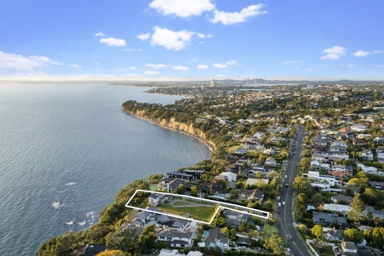 Photo of property in 247 Beach Road, Campbells Bay, Auckland, 0630