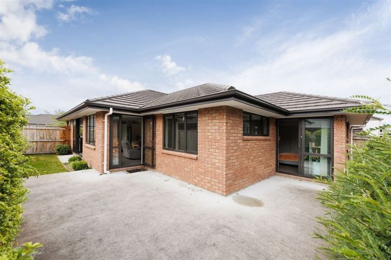 Photo of property in 4 Arena Court, Palmerston North, 4410