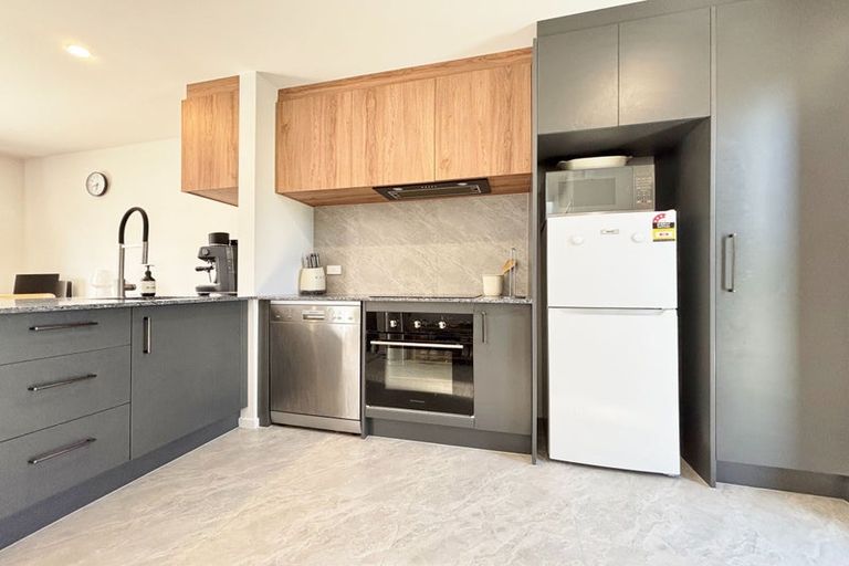 Photo of property in 10b Chatham Street, Addington, Christchurch, 8024