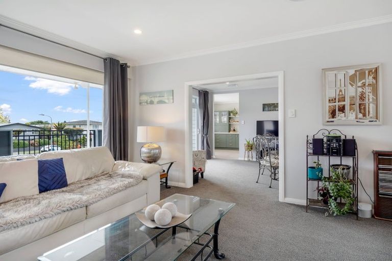 Photo of property in 5 Wigan Place, Hokowhitu, Palmerston North, 4410