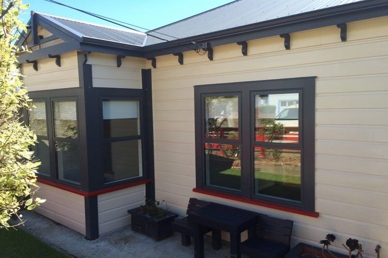 Photo of property in 28 Hiropi Street, Newtown, Wellington, 6021