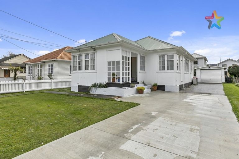 Photo of property in 12 Wheatley Street, Naenae, Lower Hutt, 5011