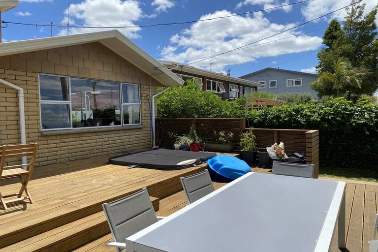 Photo of property in 61 Newcastle Road, Dinsdale, Hamilton, 3204