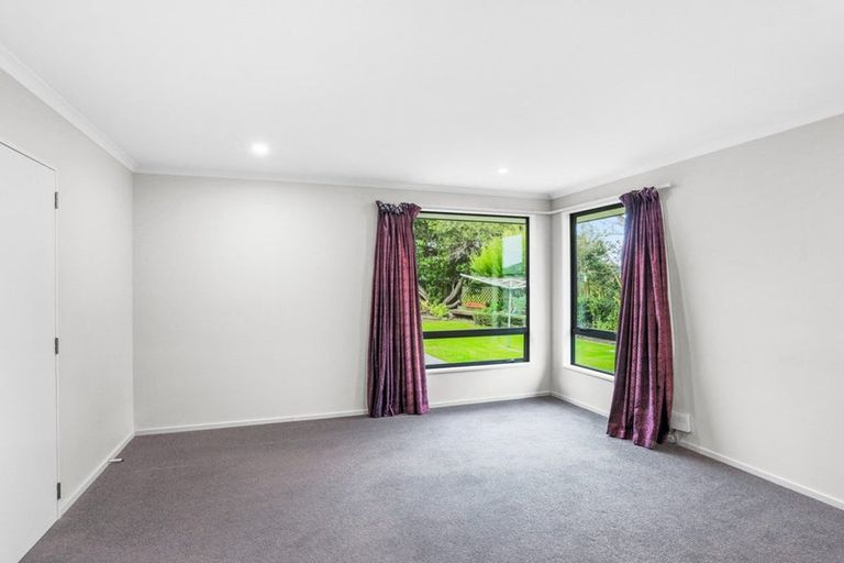Photo of property in 102 Rowses Road, Aranui, Christchurch, 8061