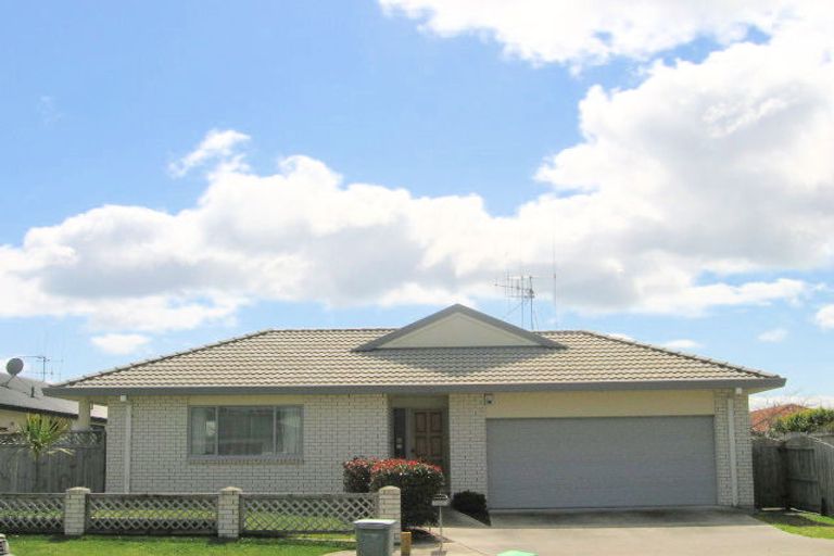 Photo of property in 64 Blake Boulevard, Papamoa Beach, Papamoa, 3118