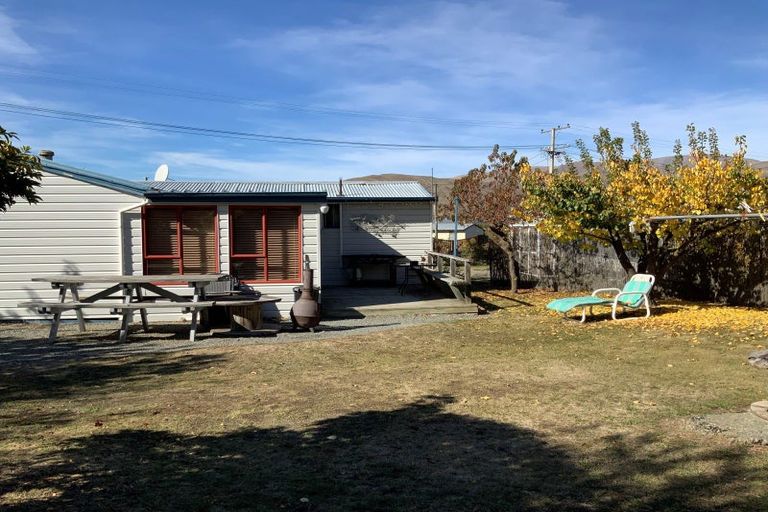 Photo of property in 215 Waitaki Drive West, Otematata, 9412