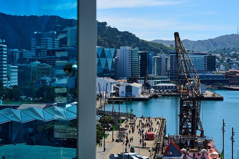 Photo of property in Portal Apartments, 7d/42 Cable Street, Te Aro, Wellington, 6011