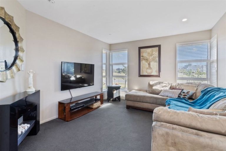 Photo of property in 24 Nga Tupuna Street, Pegasus, 7612