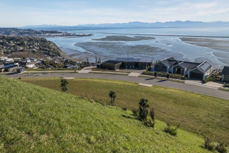 Photo of property in 104 Bayview Road, Charteris Bay, Lyttelton, 8971