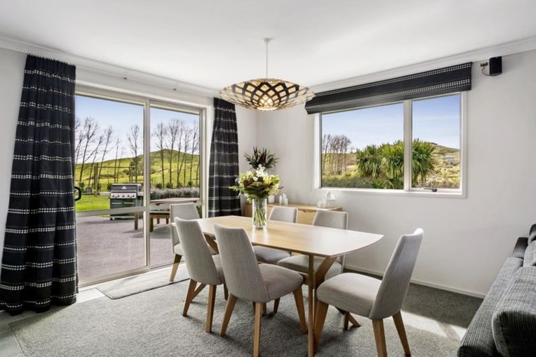 Photo of property in 78 Dalmore Way, Acacia Bay, Taupo, 3385