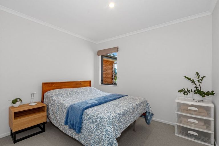 Photo of property in 25 John Campbell Crescent, Hillmorton, Christchurch, 8024
