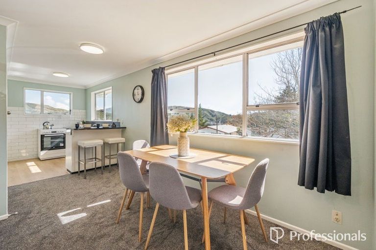 Photo of property in 82a Lord Street, Stokes Valley, Lower Hutt, 5019