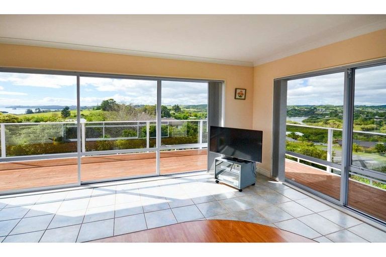 Photo of property in 10 Newton Watts Drive, Kerikeri, 0294