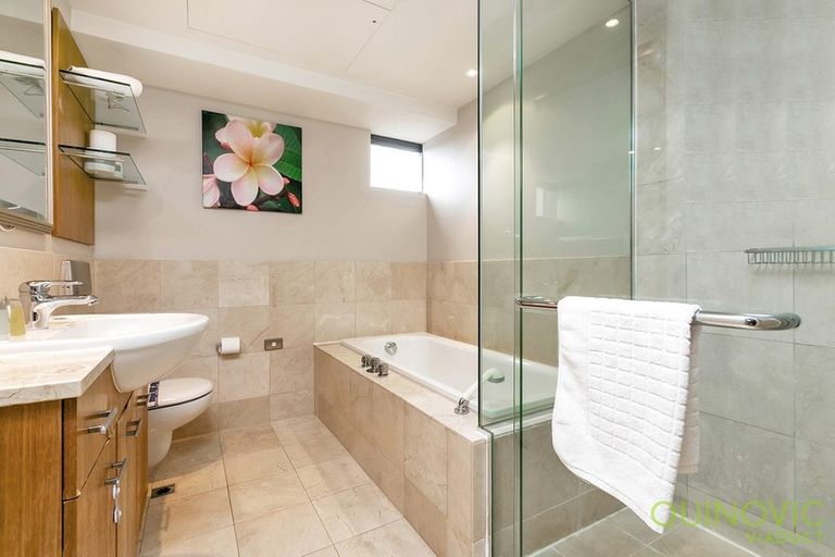 Photo of property in The Metropolis Apartments, 2914/1 Courthouse Lane, Auckland Central, Auckland, 1010