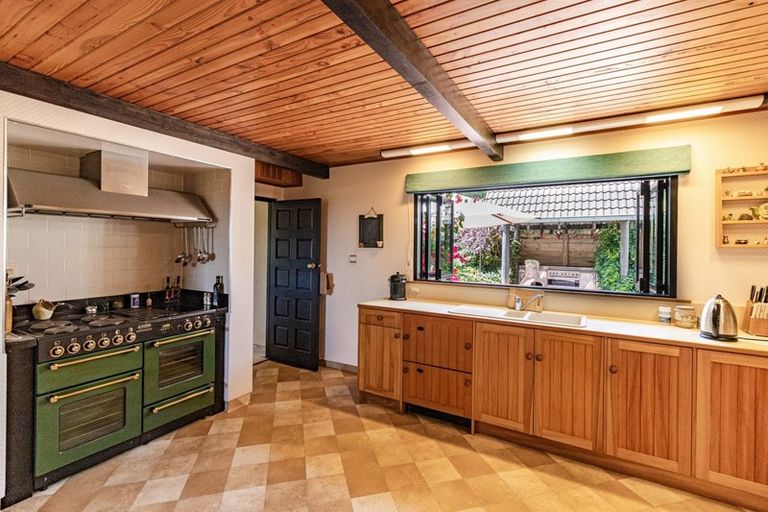 Photo of property in 136 Roberts Avenue, Aramoho, Whanganui, 4584