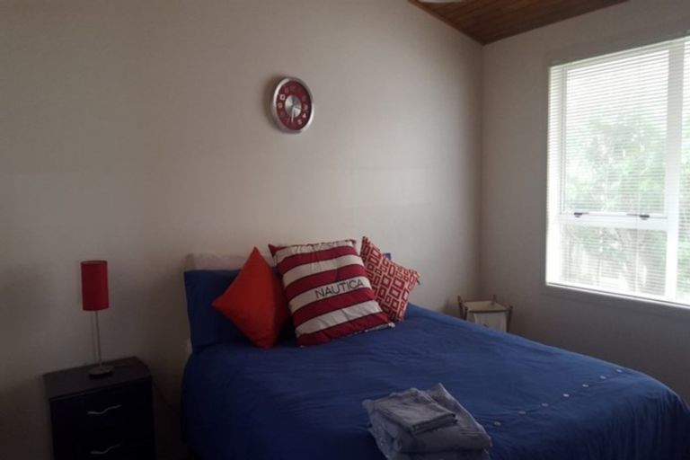 Photo of property in 69 Karewa Parade, Papamoa Beach, Papamoa, 3118