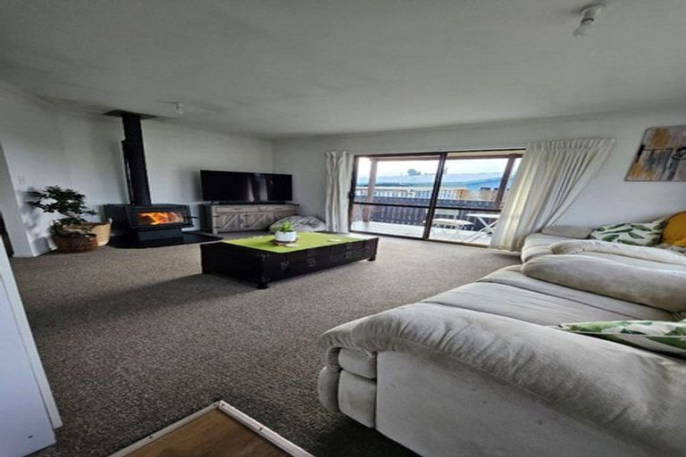 Photo of property in 16 Malcolm Street, Martinborough, 5711