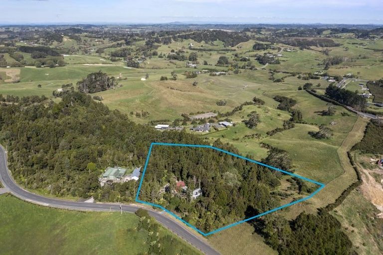 Photo of property in 287 Whitehills Road, Waitoki, Silverdale, 0994