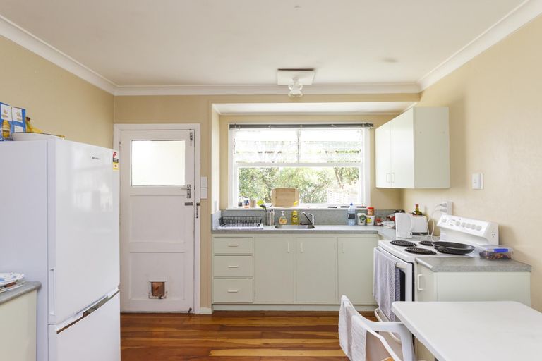 Photo of property in 116 Manawatu Street, Hokowhitu, Palmerston North, 4410